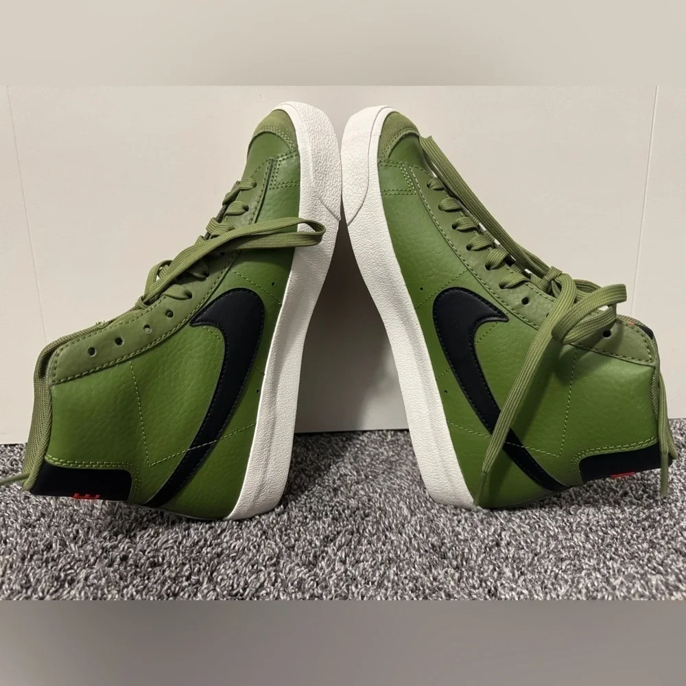 NIKE Blazer Mid 77 Asparagus